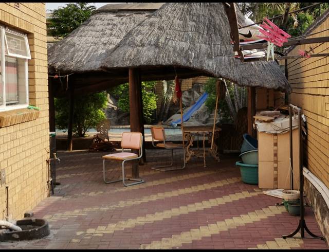 4 BEDROOM HOUSE FOR SALE IN ZINNIAVILLE